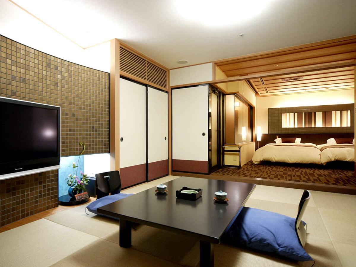 Notoya Hotel Комацу Екстериор снимка
